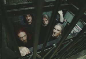 NEW MODEL ARMY live il nuovo disco