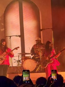 KHRUANGBIN Recensione concerto Milano cover