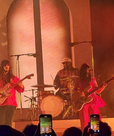 KHRUANGBIN Recensione concerto Milano cover